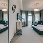 Villa17 Oda ve Kahvaltı 4*