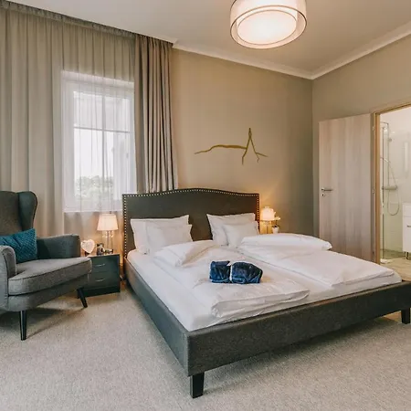 Alojamento de Acomodação e Pequeno-almoço Villa17 Badacsonytomaj