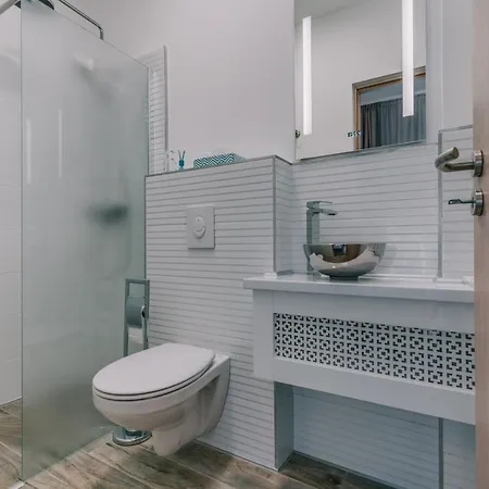 Villa17 Badacsonytomaj