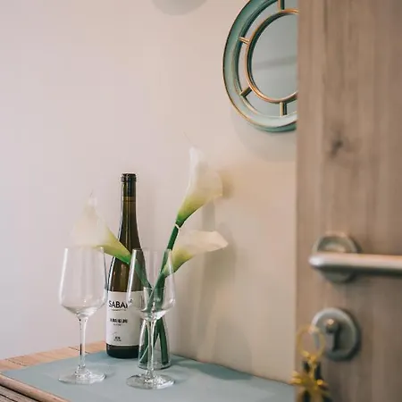 Alojamento de Acomodação e Pequeno-almoço Villa17 3*