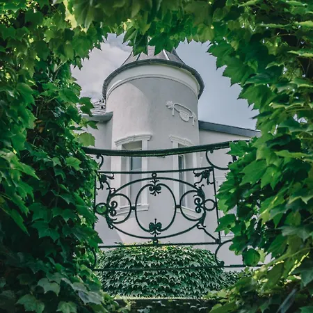 Bed & Breakfast Villa17 Badacsonytomaj