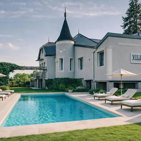 Villa17 Oda ve Kahvaltı 3*