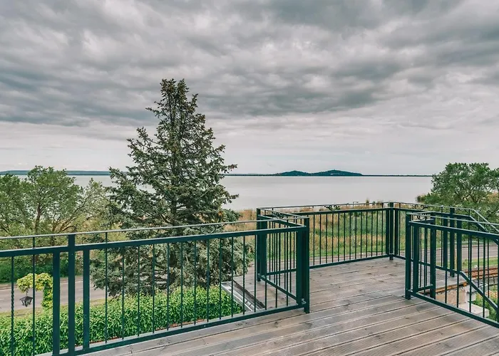 Villa17 3* Badacsonytomaj